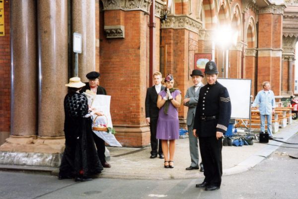folly-extras-st-pancras394EB1DC-4F8E-9456-9BC5-8B5D39CEC6D8.jpg